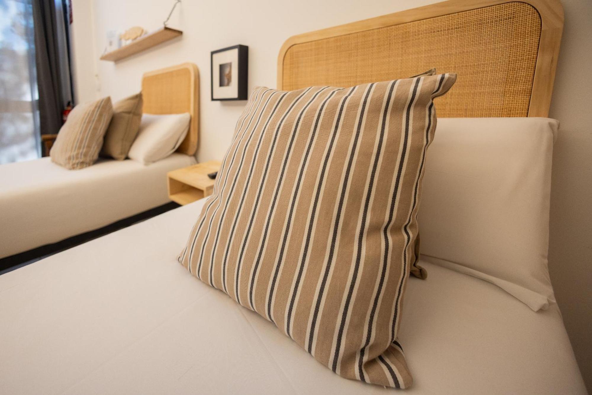 Florit Flats - The Pitiusas Rooms Valencia Luaran gambar